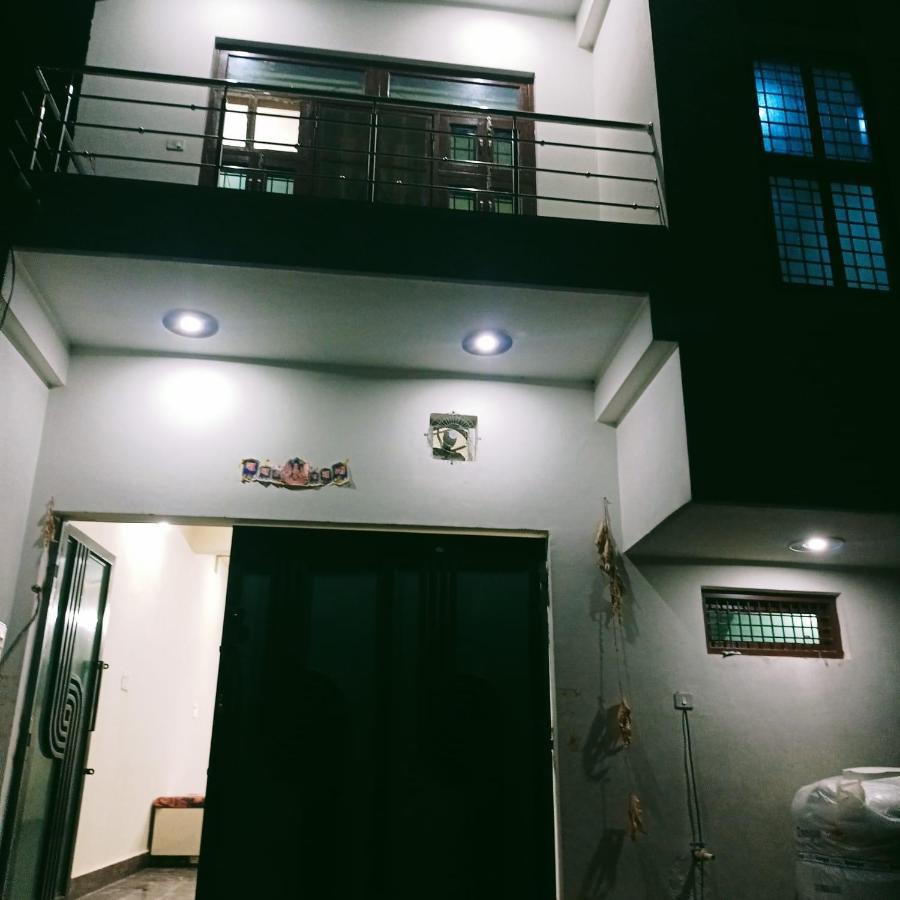 Radha Bhavan Vrindāvan Exterior photo